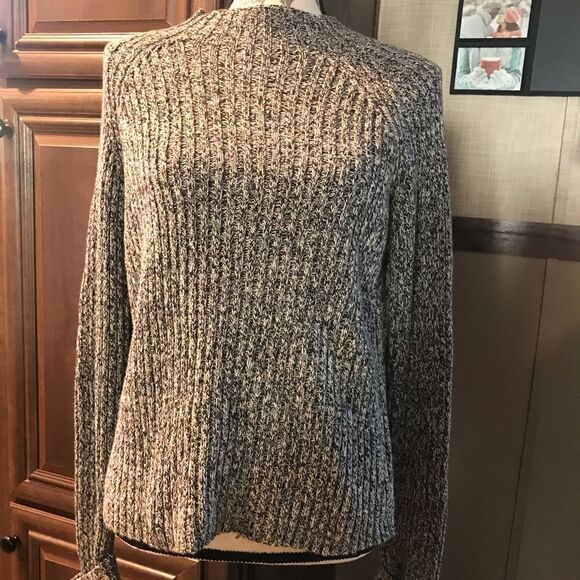 SO Size XL gray long sleeve sweater women’s - Picture 2 of 12